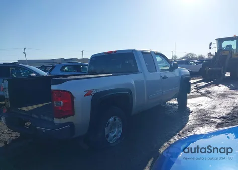 2011 Chevrolet Silverado 1500 Lt z USA, uszkodzony, nr VIN 1GCRKSE30BZ147496